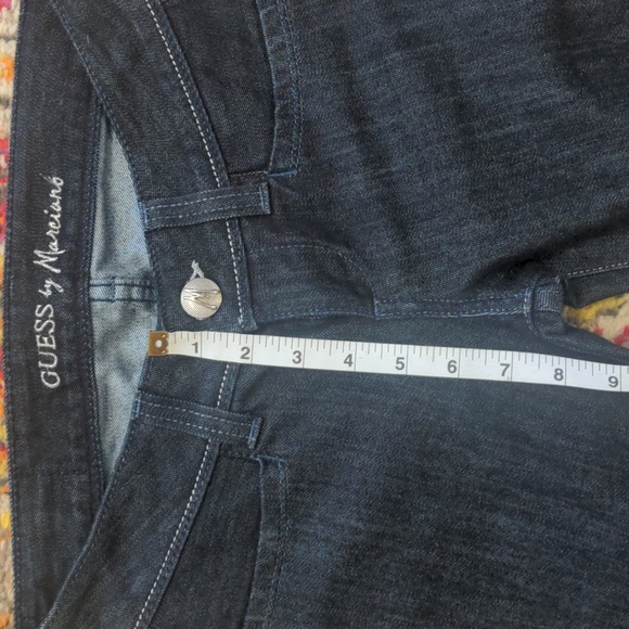 Guess Jeans - Picture 4 of 6